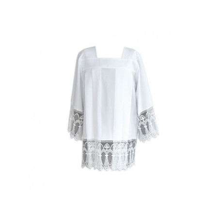Surplis de prêtre avec motif de croix guipure