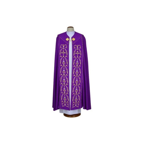Chape violette brodée (67)