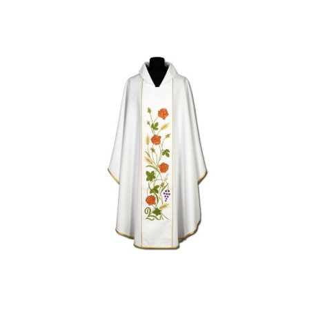 Chasuble brodée de roses (2)