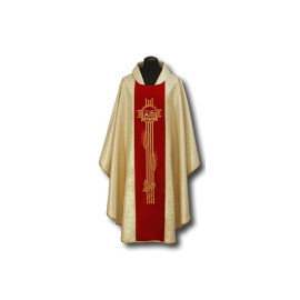 Chasuble en or, ceinture de velours Alpha et Omega