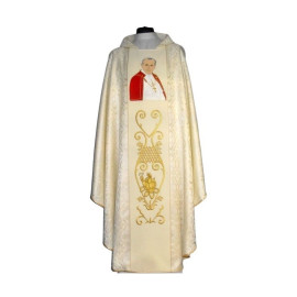 Chasuble à l'effigie de Jean-Paul II - rosette en tissu crème