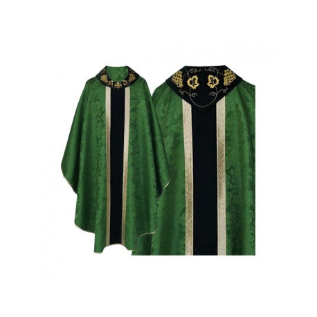 Chasuble gothique col brodé vert - tissu uni (48)