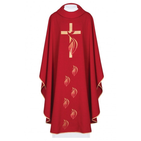 Chasuble brodée du Saint-Esprit