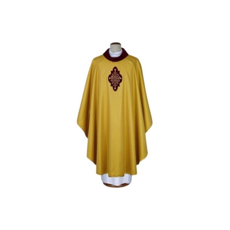 Chasuble en or avec application de velours brodé (13)