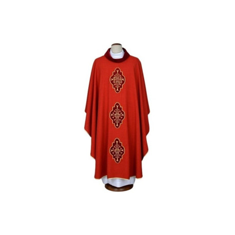 Chasuble rouge avec applications de velours brodé (12)
