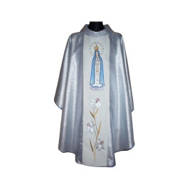 Chasuble brodée à l'effigie de Notre-Dame du Rosaire