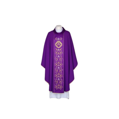 Chasuble violette brodée, ceinture en satin - IHS (23)