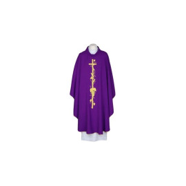Chasuble brodée violette, bordures dorées (42)