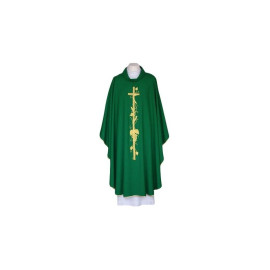 Chasuble brodée verte, garniture dorée (43)