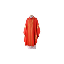 Chasuble brodée rouge, bordures dorées (44)