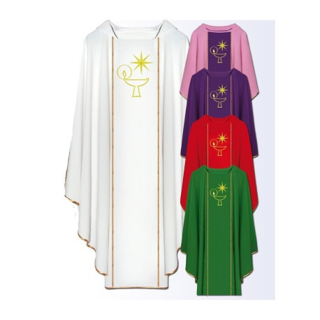 Chasuble brodée sur le devant