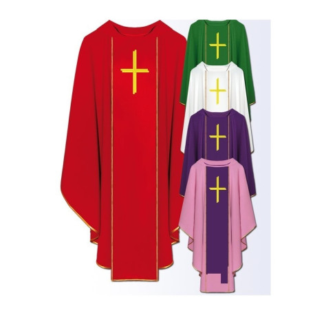 Chasuble brodée sur le devant