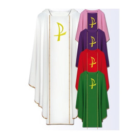 Chasuble brodée sur le devant