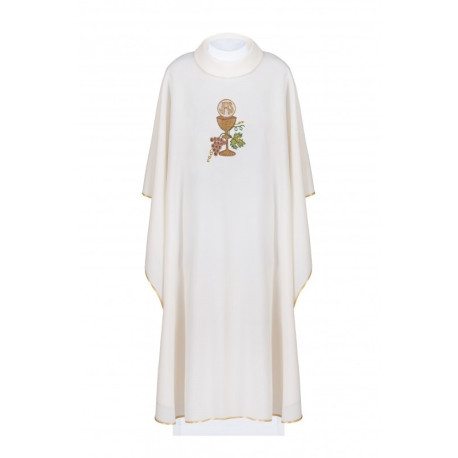 Chasuble brodée d'un calice, d'un IHS et de raisins - écru (H46).
