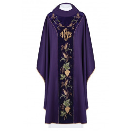 Chasuble richement brodée d'IHS et de raisins - violet (H105)