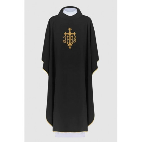 Chasuble brodée du symbole IHS - noir (H116)