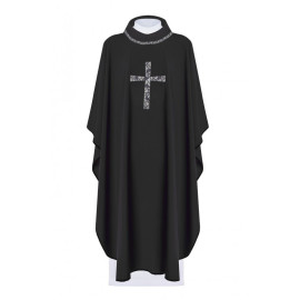 Chasuble brodée du symbole de la croix - noir (H117)