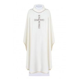 Chasuble brodée du symbole de la croix - écru (H121)