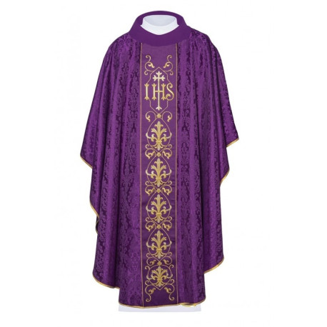 Chasuble richement brodée IHS - violet (H165)