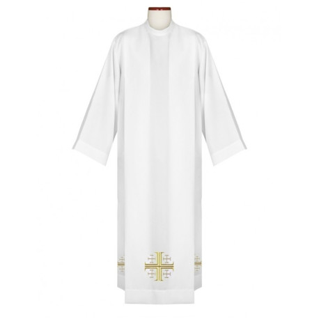 Aube de prêtre brodée d'une croix de Jérusalem dorée