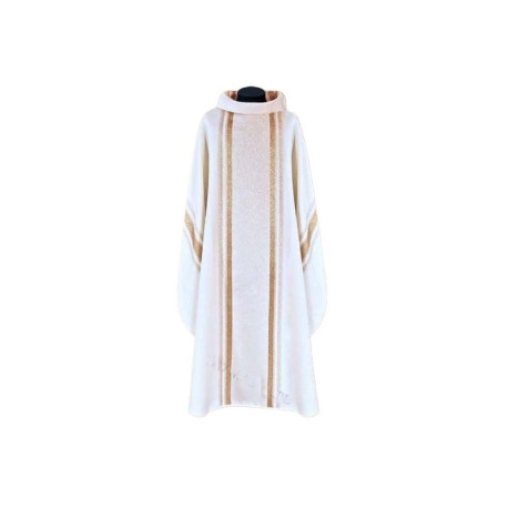 Chasuble en tissu doré (44A)